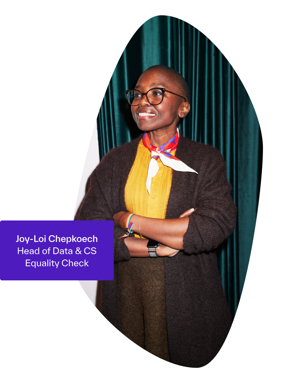 JoyLoiWebPhotoWithLabelLeftLook